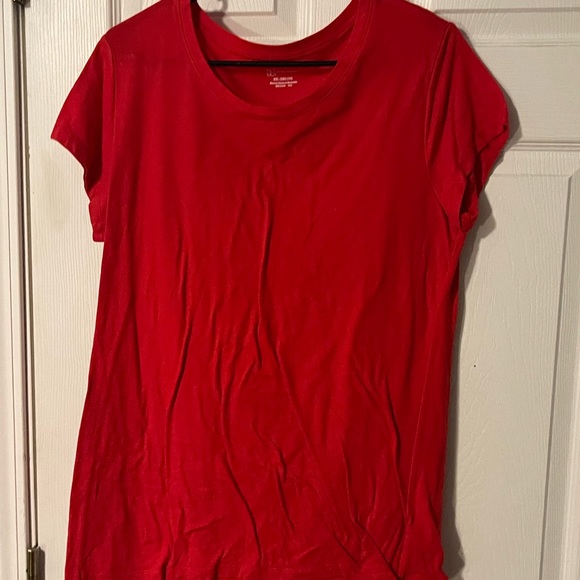 No Boundaries Red Tee - Picture 1 of 2